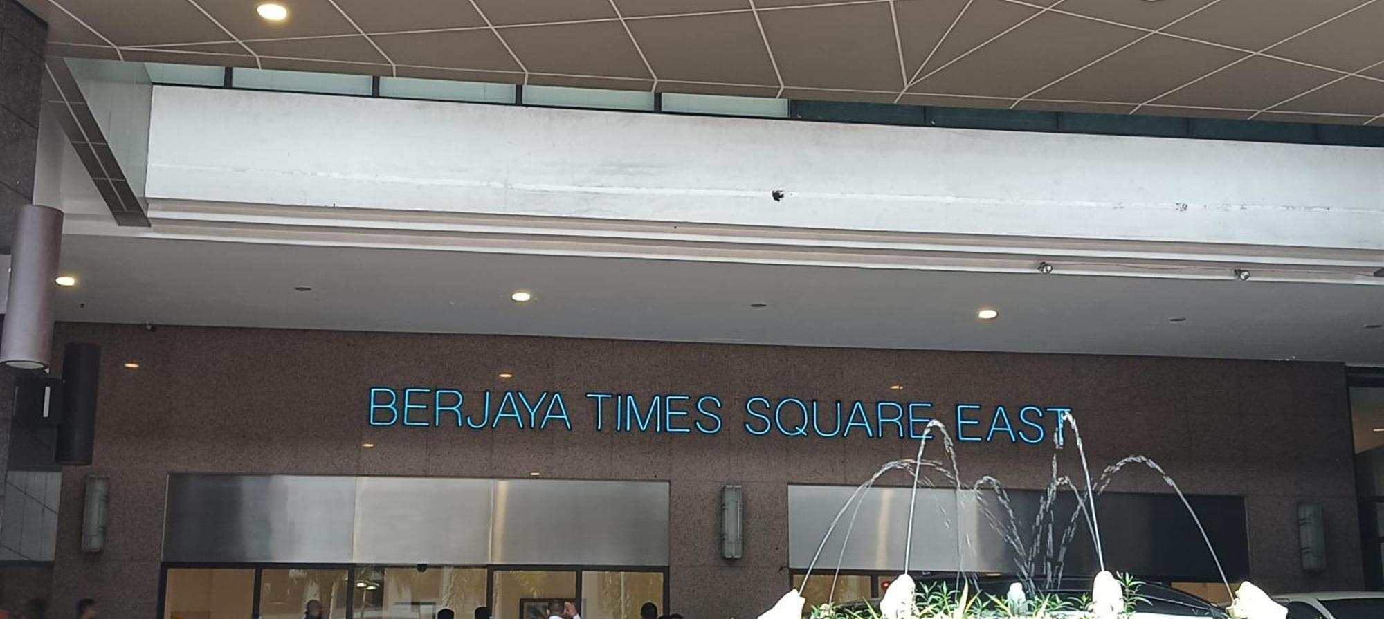 Nexus Service Suite Times Square Kuala Lumpur Buitenkant foto